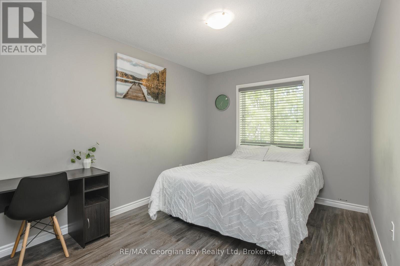 956 COOK DRIVE - 21