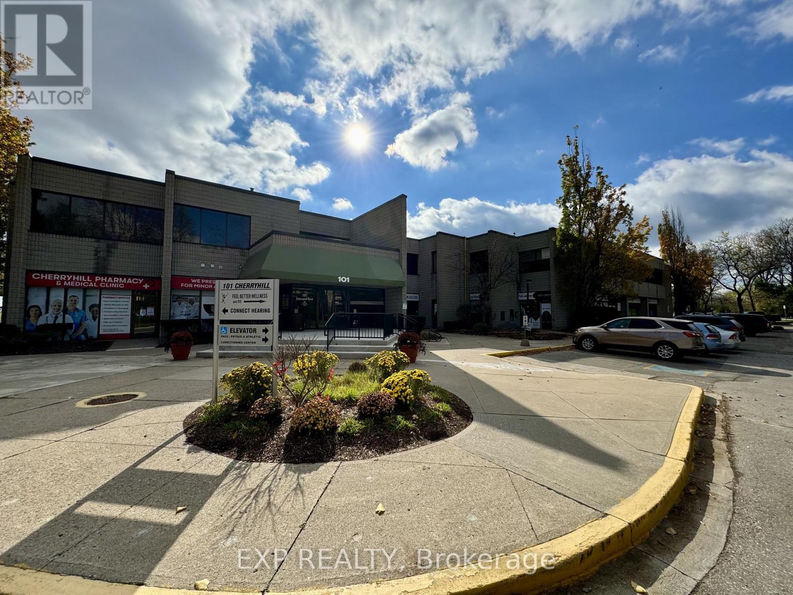 201 - 101 CHERRYHILL BOULEVARD