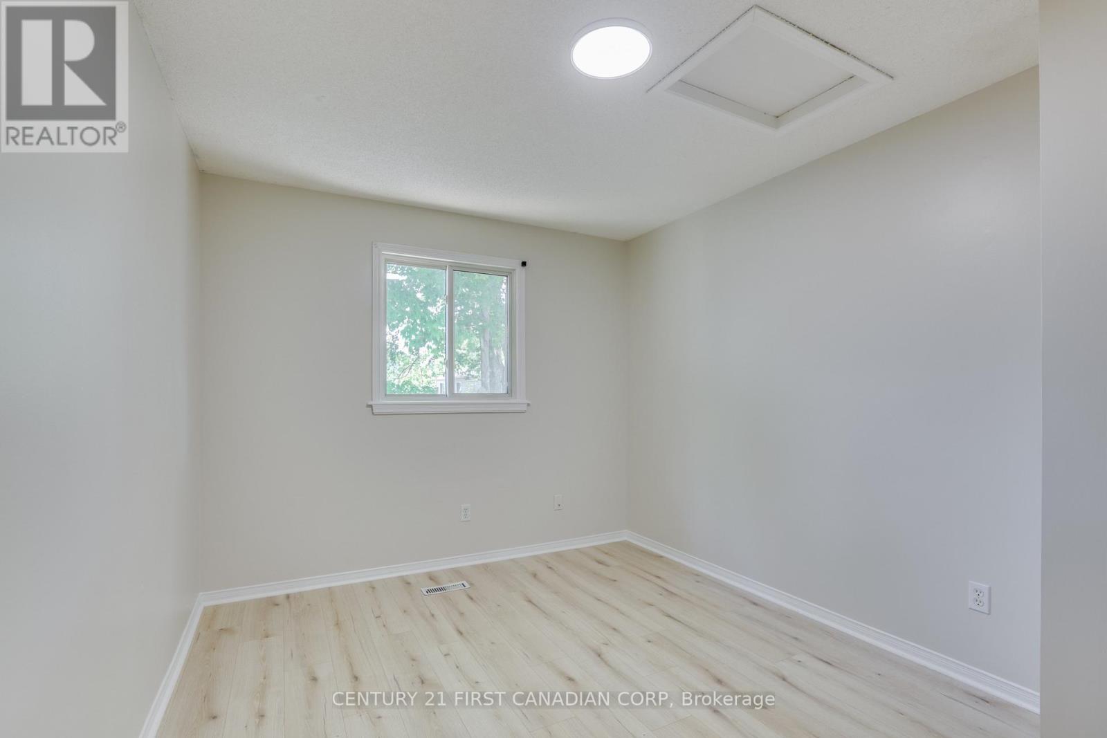 604 TALLTREE CRESCENT - 25