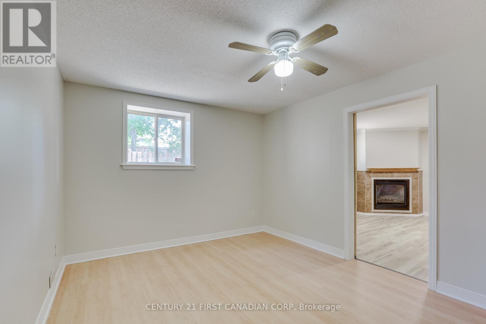 604 TALLTREE CRESCENT - 34