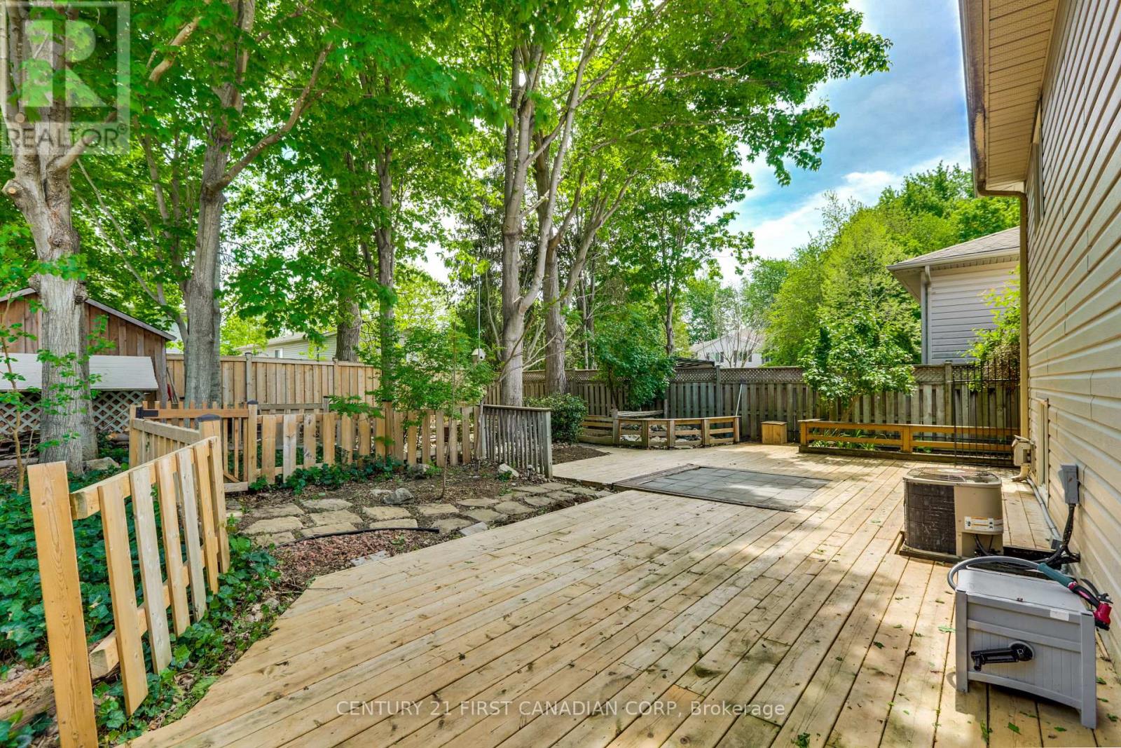 604 TALLTREE CRESCENT - 46