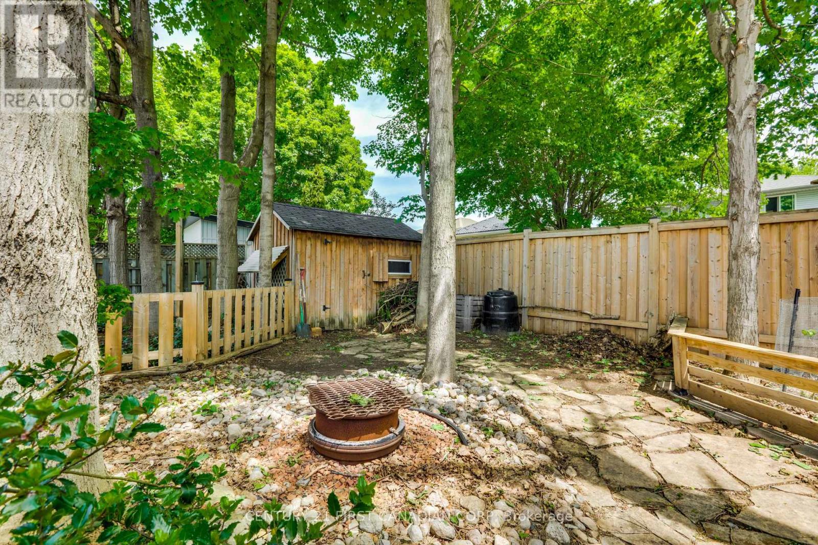 604 TALLTREE CRESCENT