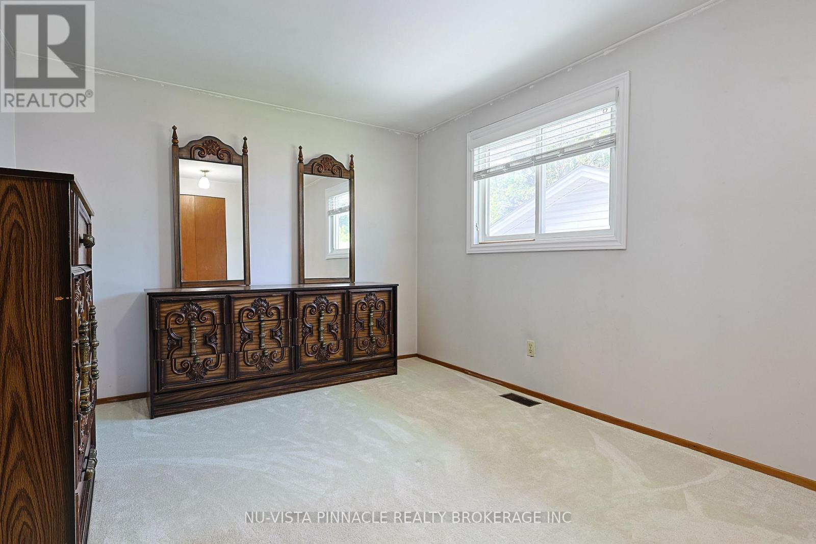 84 KINTAIL CRESCENT - 15