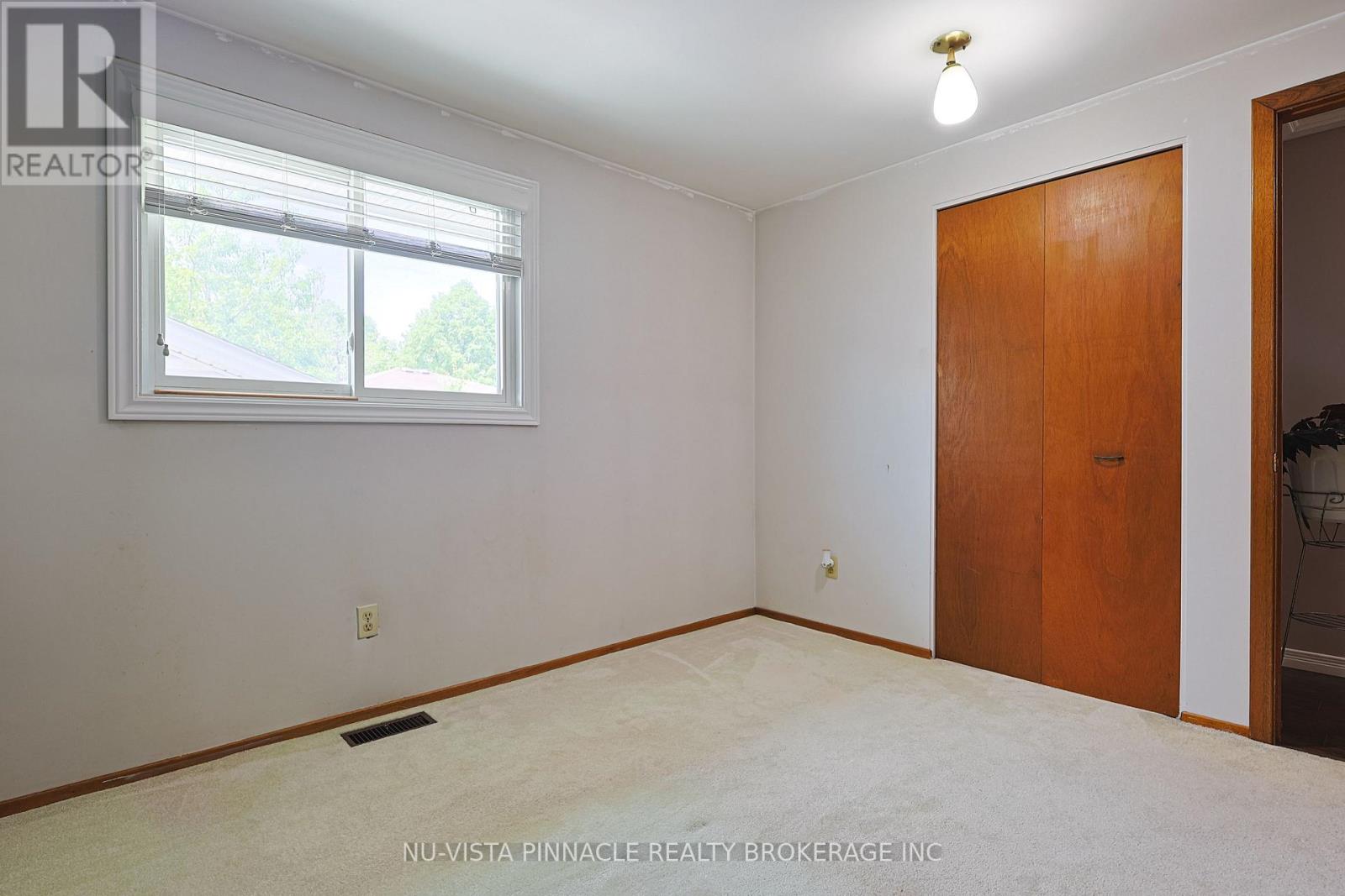 84 KINTAIL CRESCENT - 17