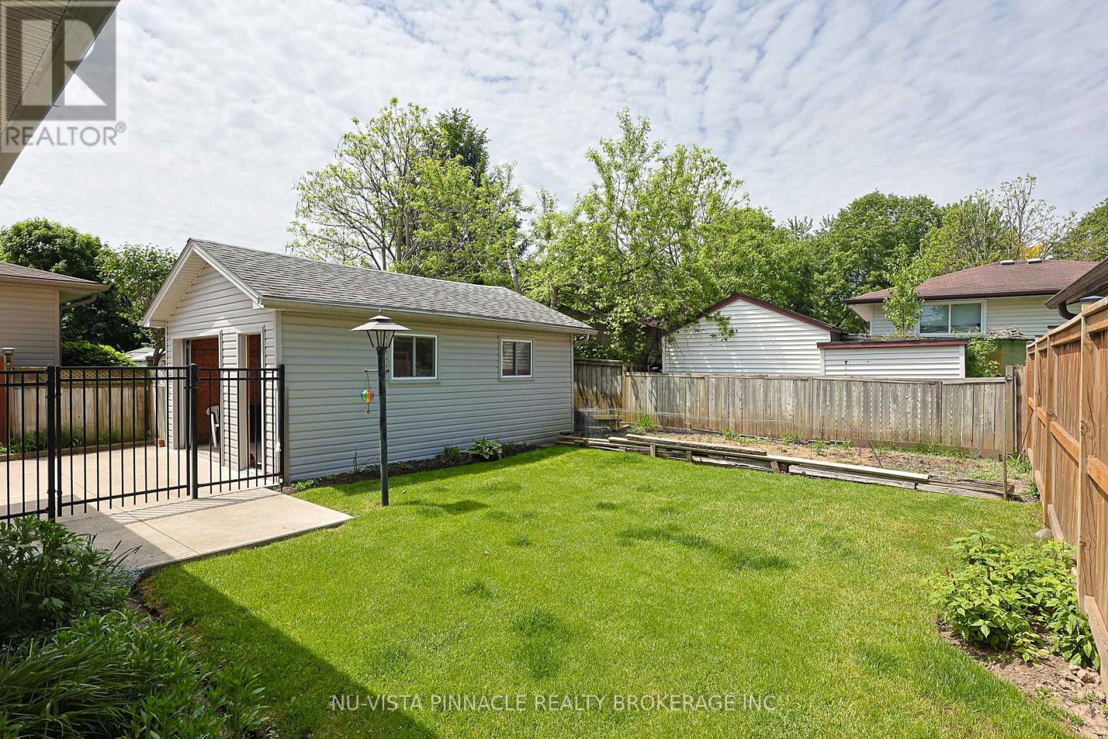 84 KINTAIL CRESCENT - 35
