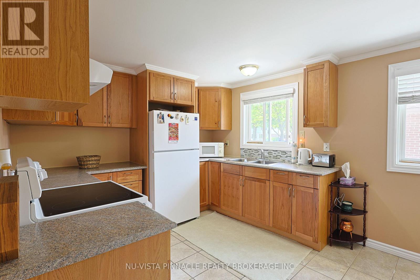 84 KINTAIL CRESCENT - 8