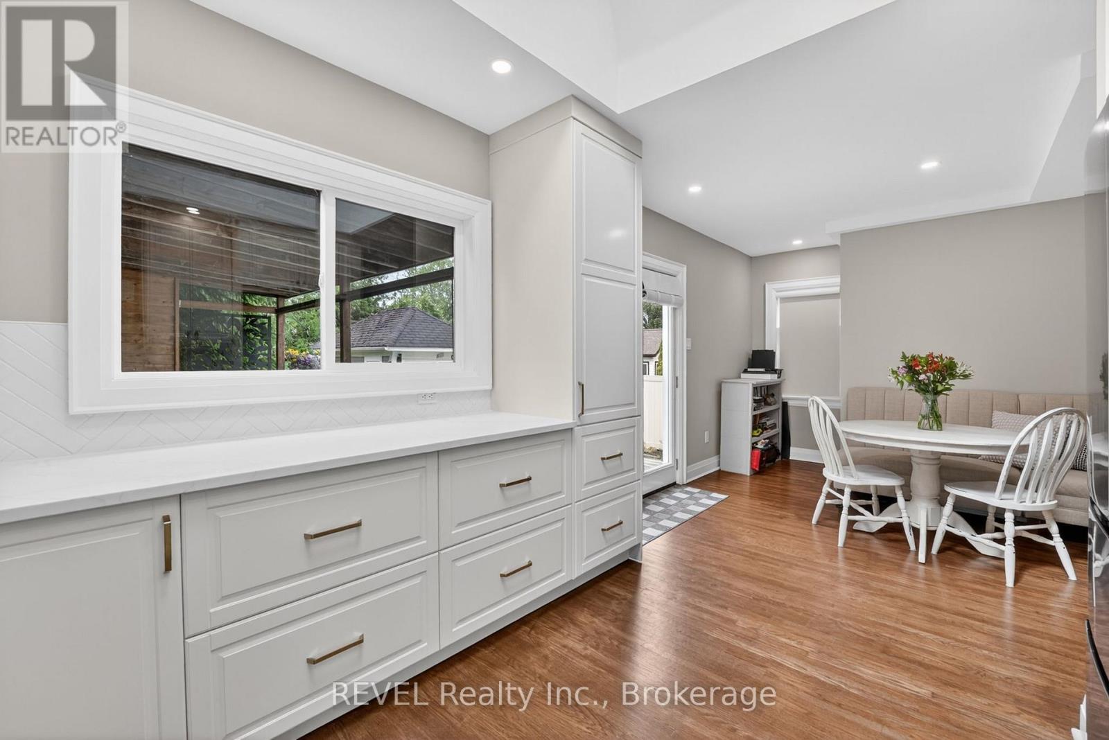 74 ST. PATRICK STREET - 17