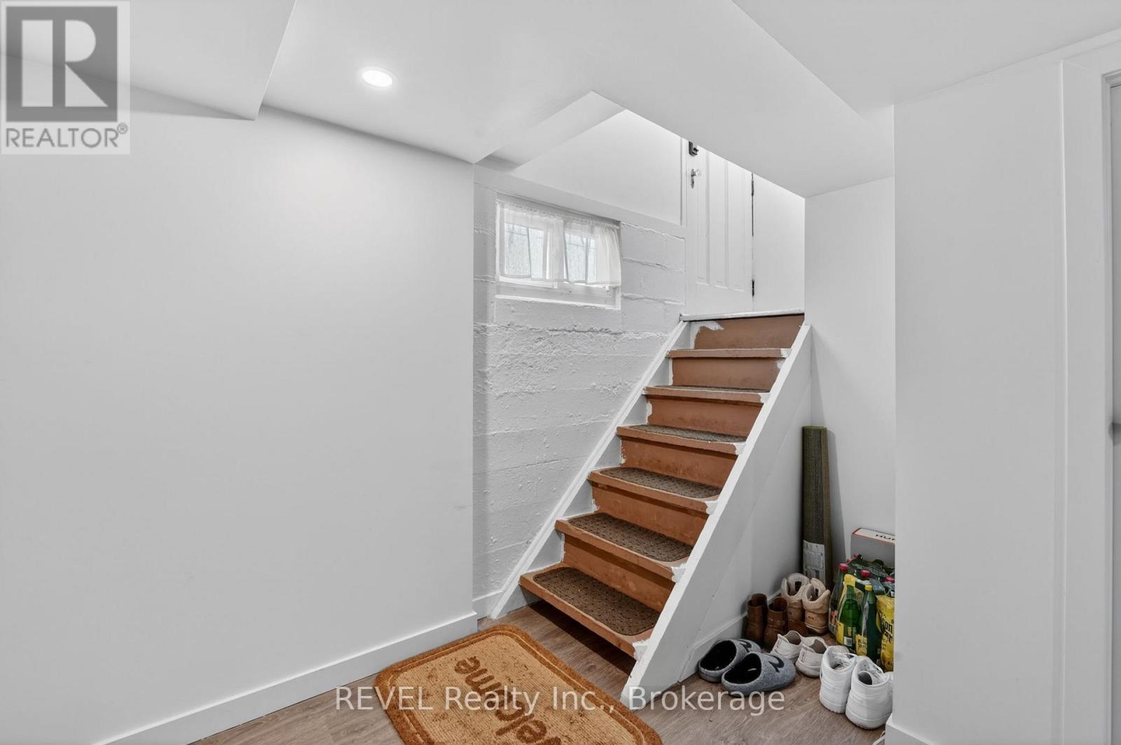 74 ST. PATRICK STREET - 25