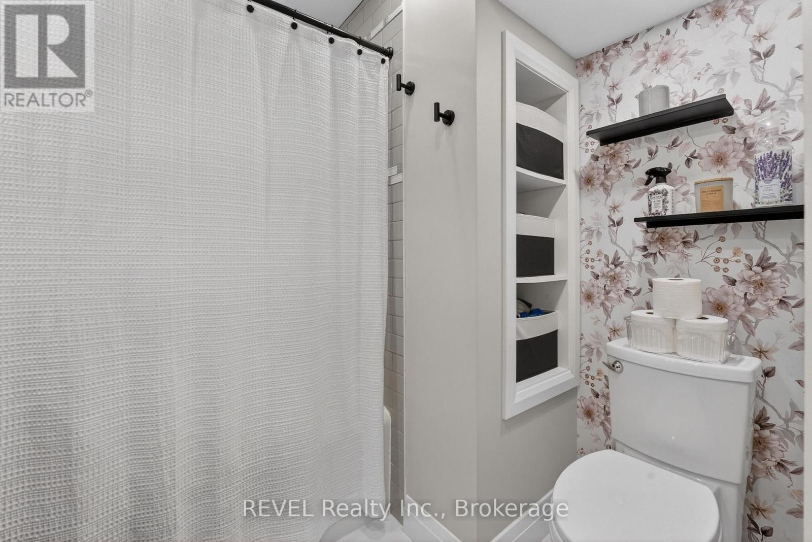 74 ST. PATRICK STREET - 23