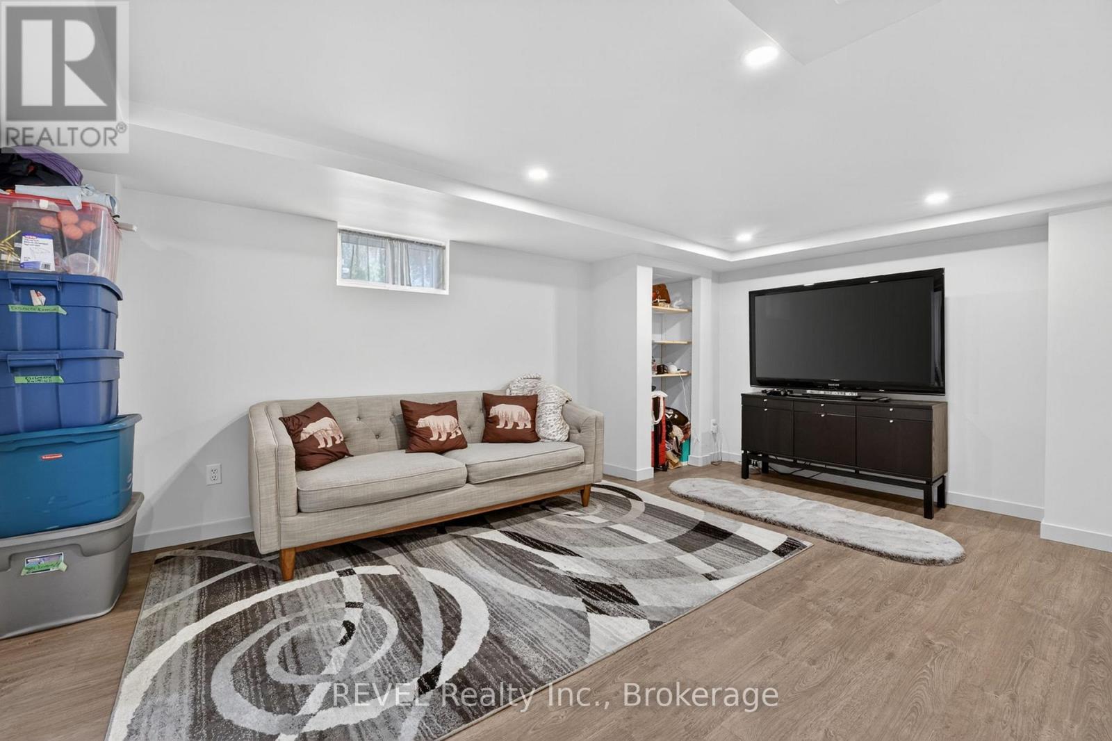 74 ST. PATRICK STREET - 30