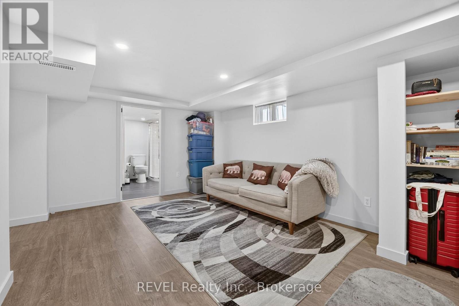 74 ST. PATRICK STREET - 31