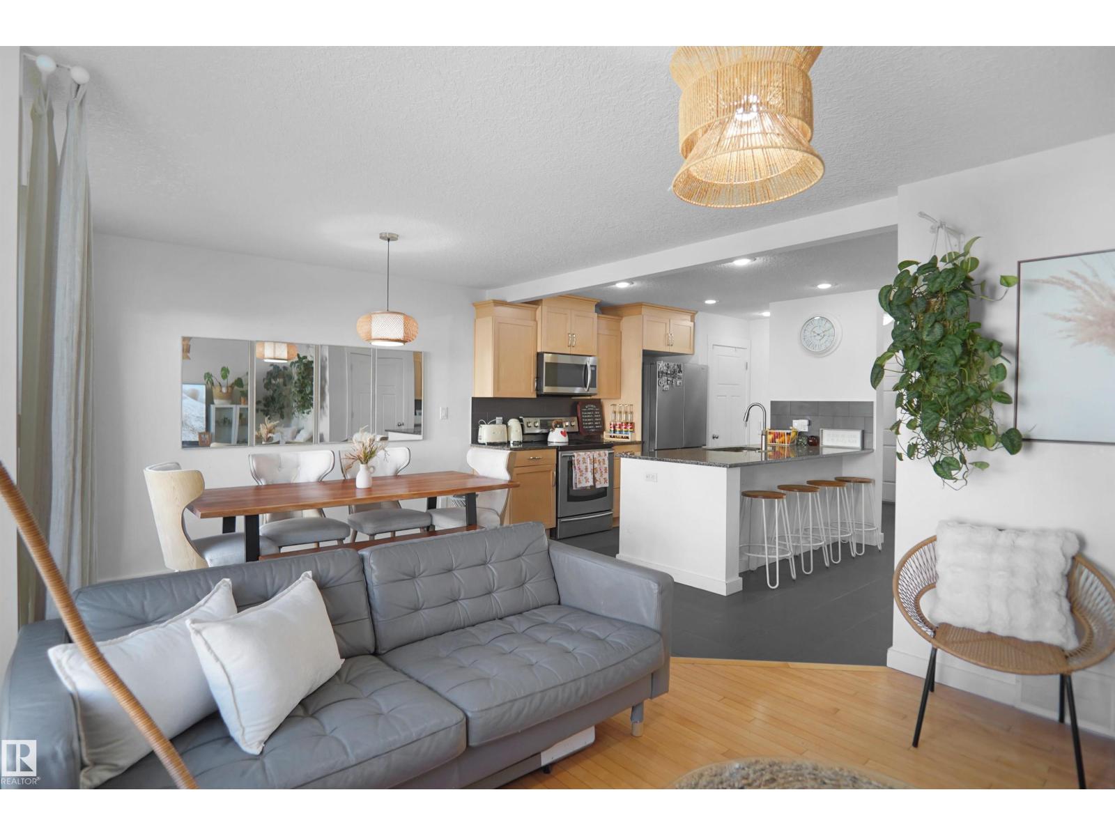 16804 53 ST NW - 10