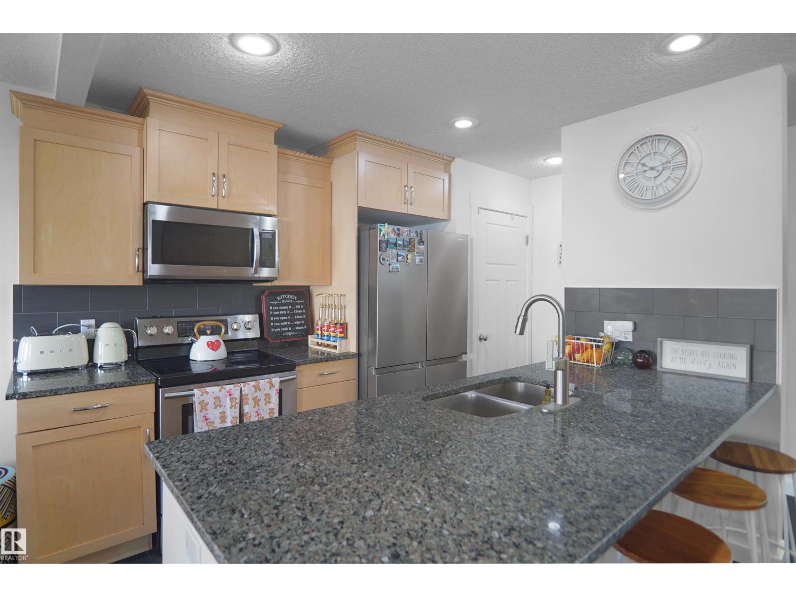 16804 53 ST NW - 15