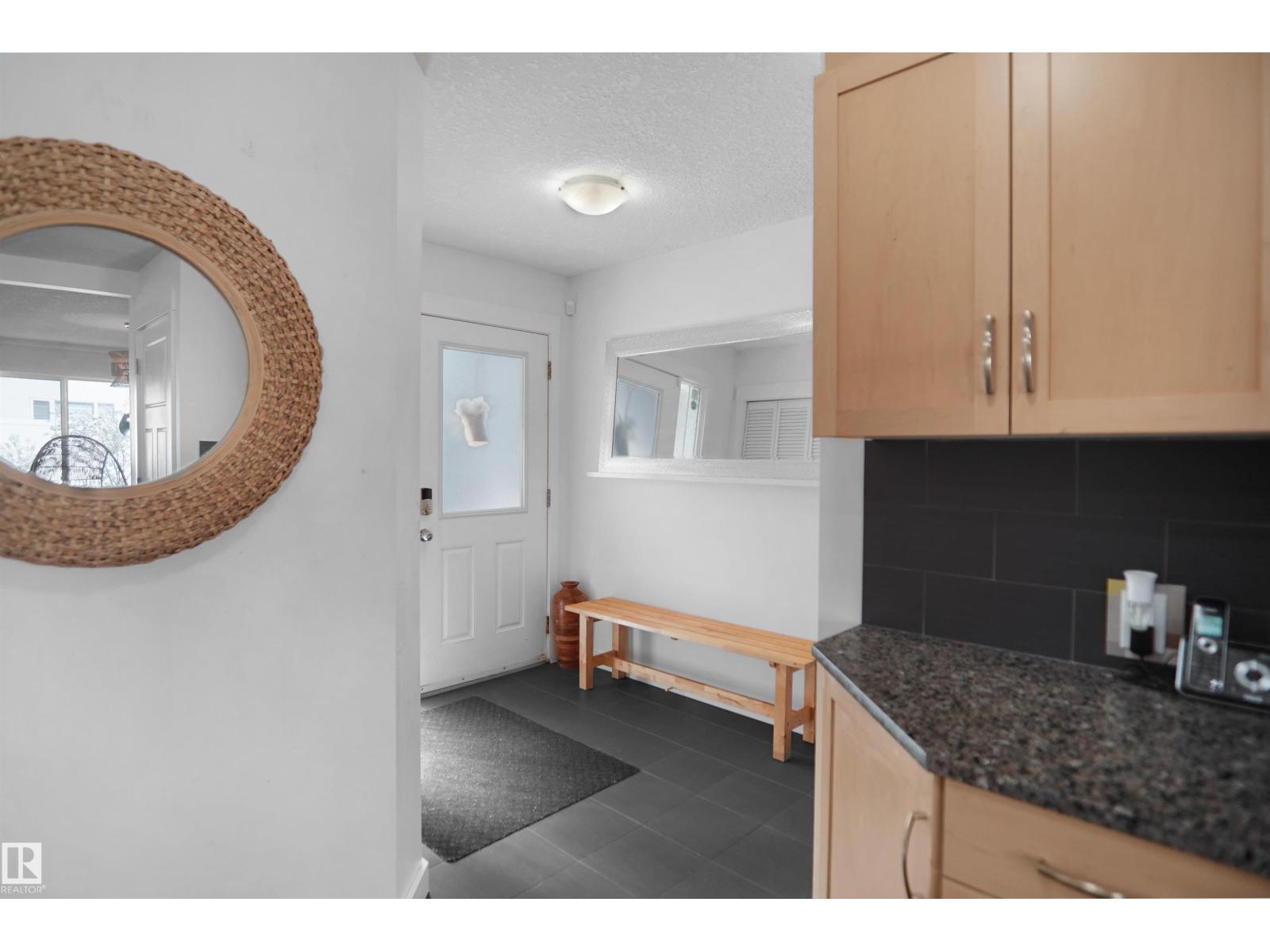 16804 53 ST NW - 22