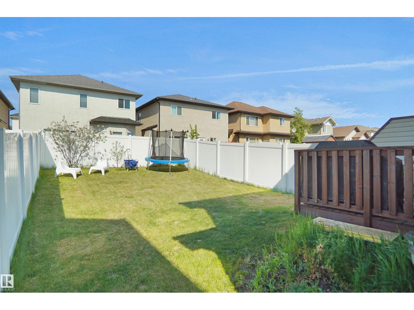16804 53 ST NW - 38
