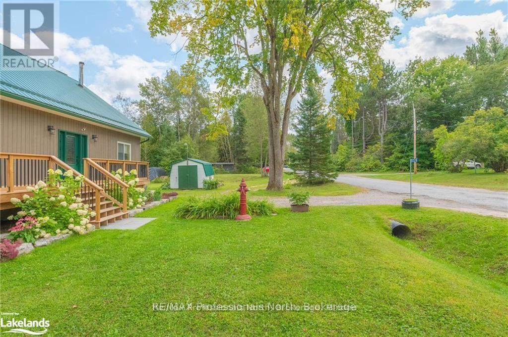 1026 DEWEY STREET - 44