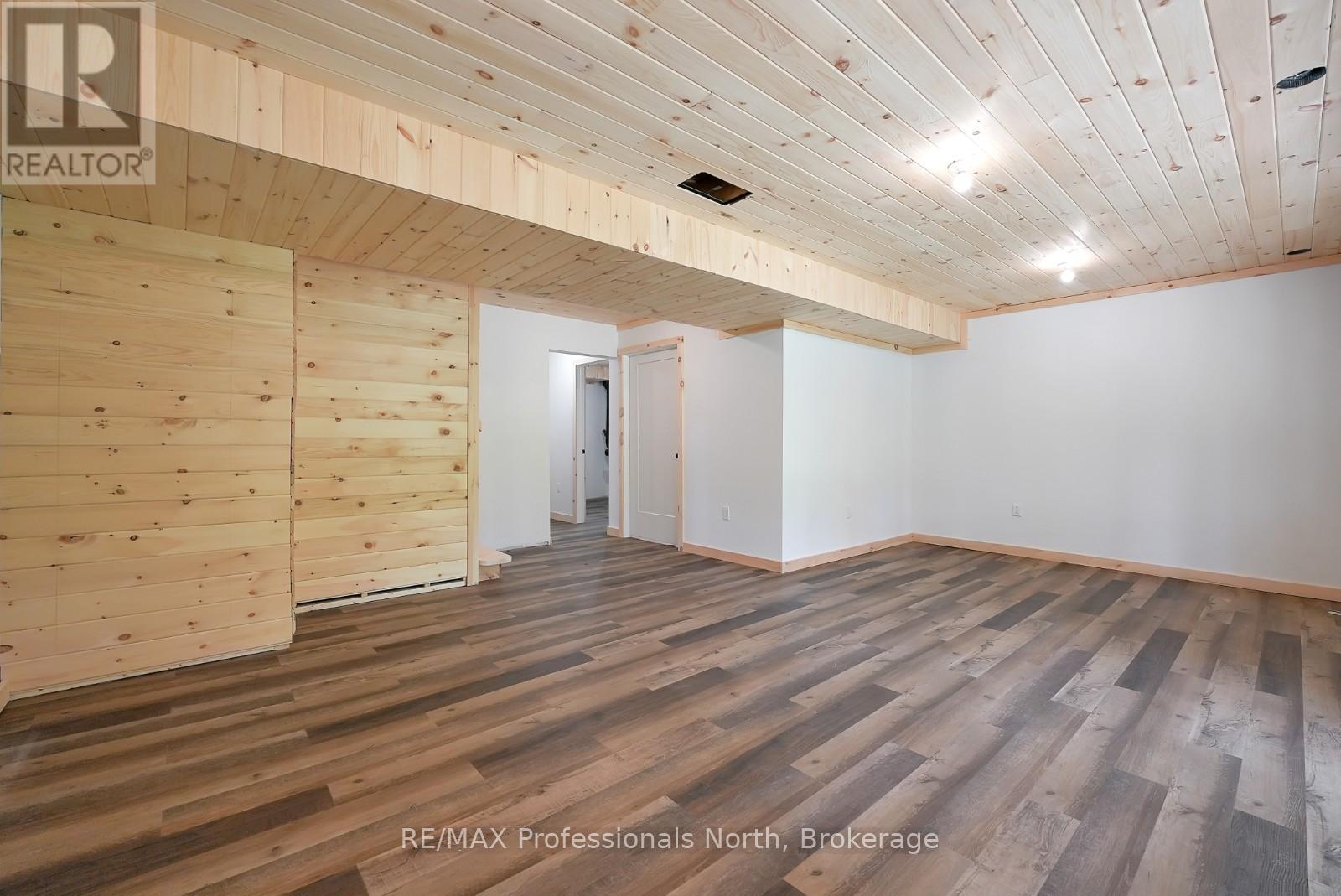 6587 ELEPHANT LAKE ROAD - 39