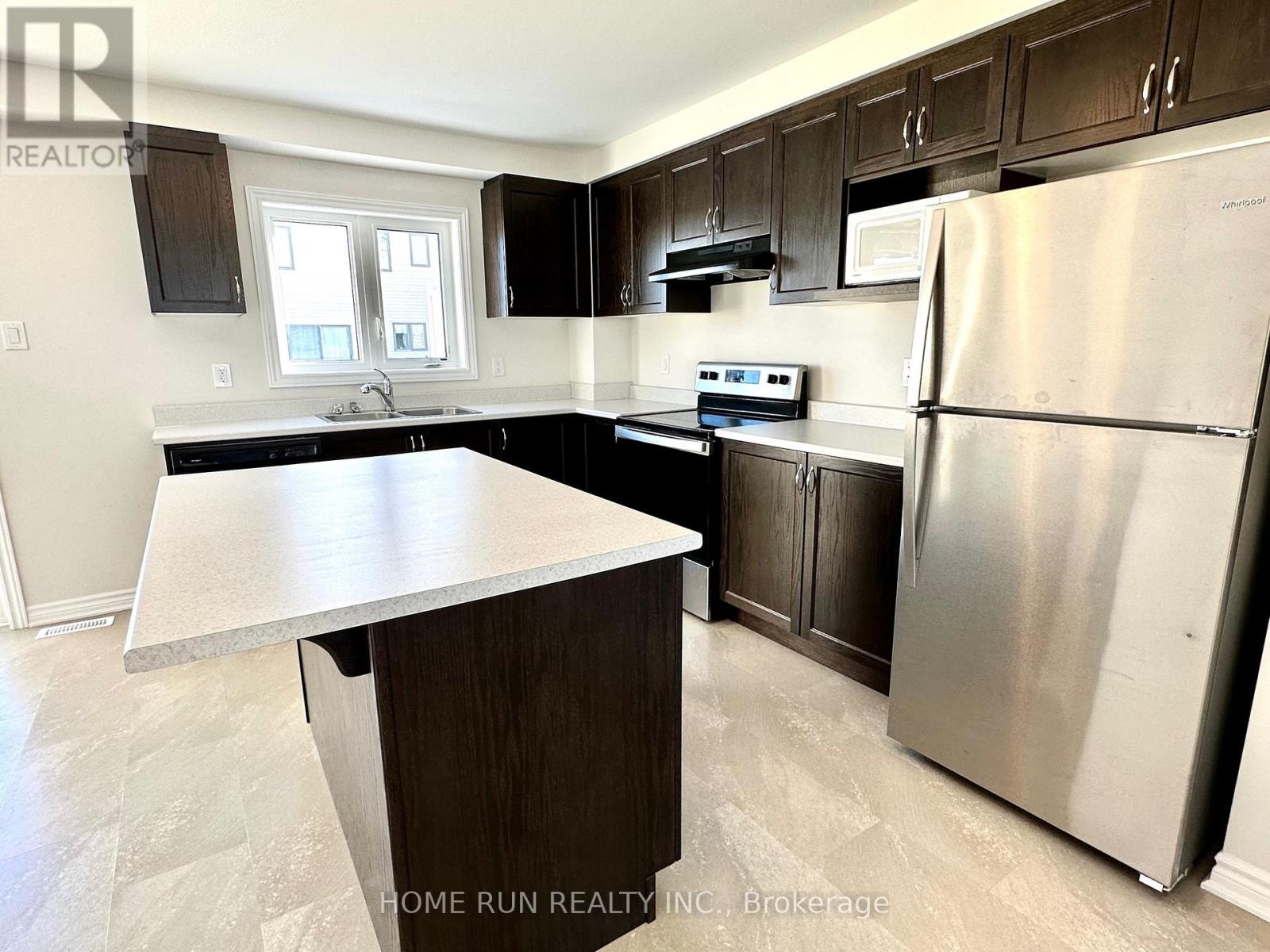 4 Bed, 3 Bath House for Rent in Ottawa – 1682 MAPLE GROVE ROAD, Ottawa – MLS# X13221286 - Image 11