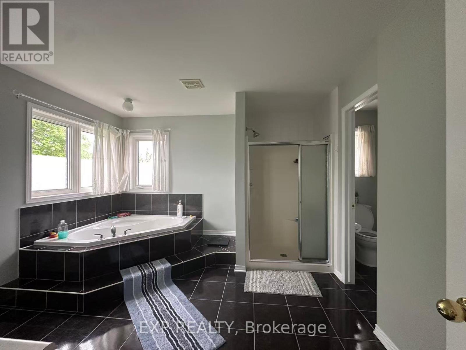 5 Bed, 4 Bath House for Rent in Ottawa – 256 SCOUT STREET, Ottawa – MLS# X13221416 - Image 5