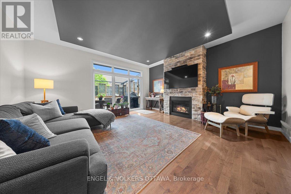 34 GRANITE STREET - 12