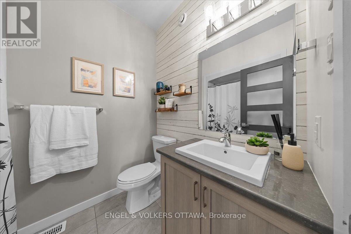 34 GRANITE STREET - 22