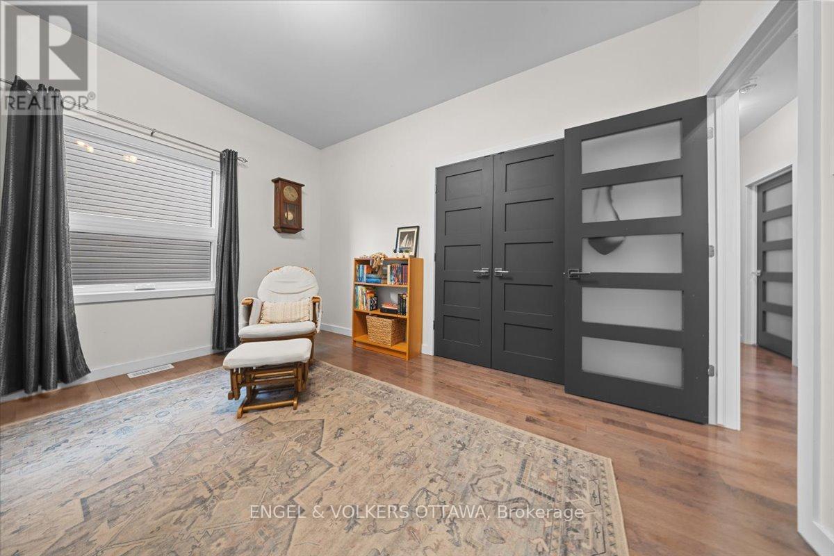 34 GRANITE STREET - 24