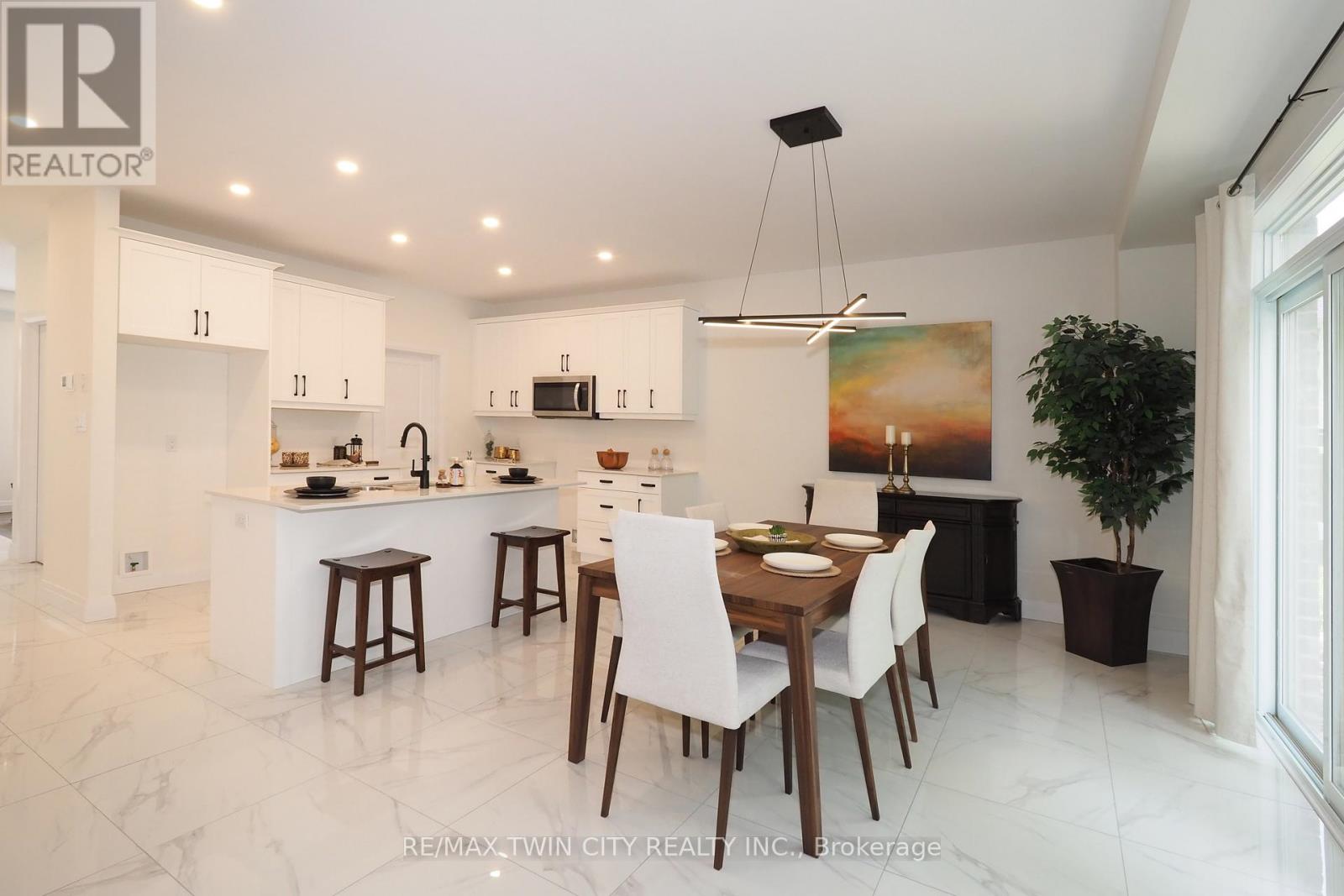 217 JEFFREY PLACE - 21