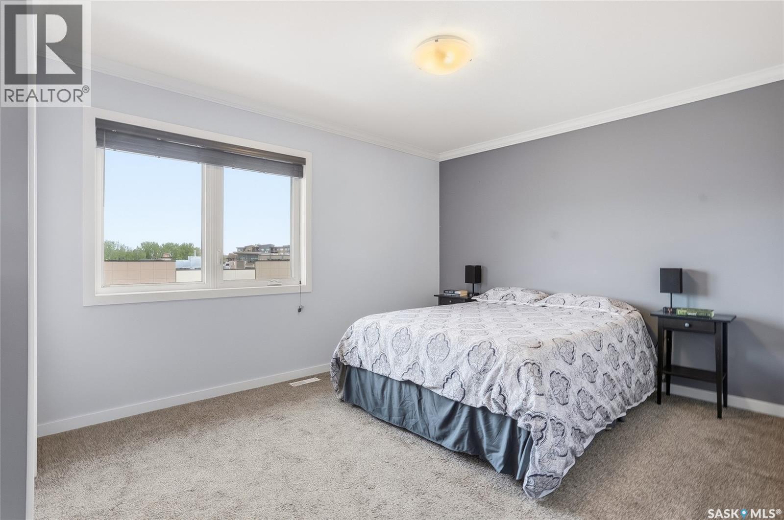 370 620 Cornish ROAD