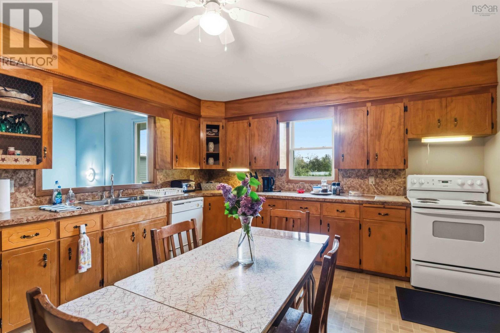 Property 46 of 49 of 881 Sturk Road