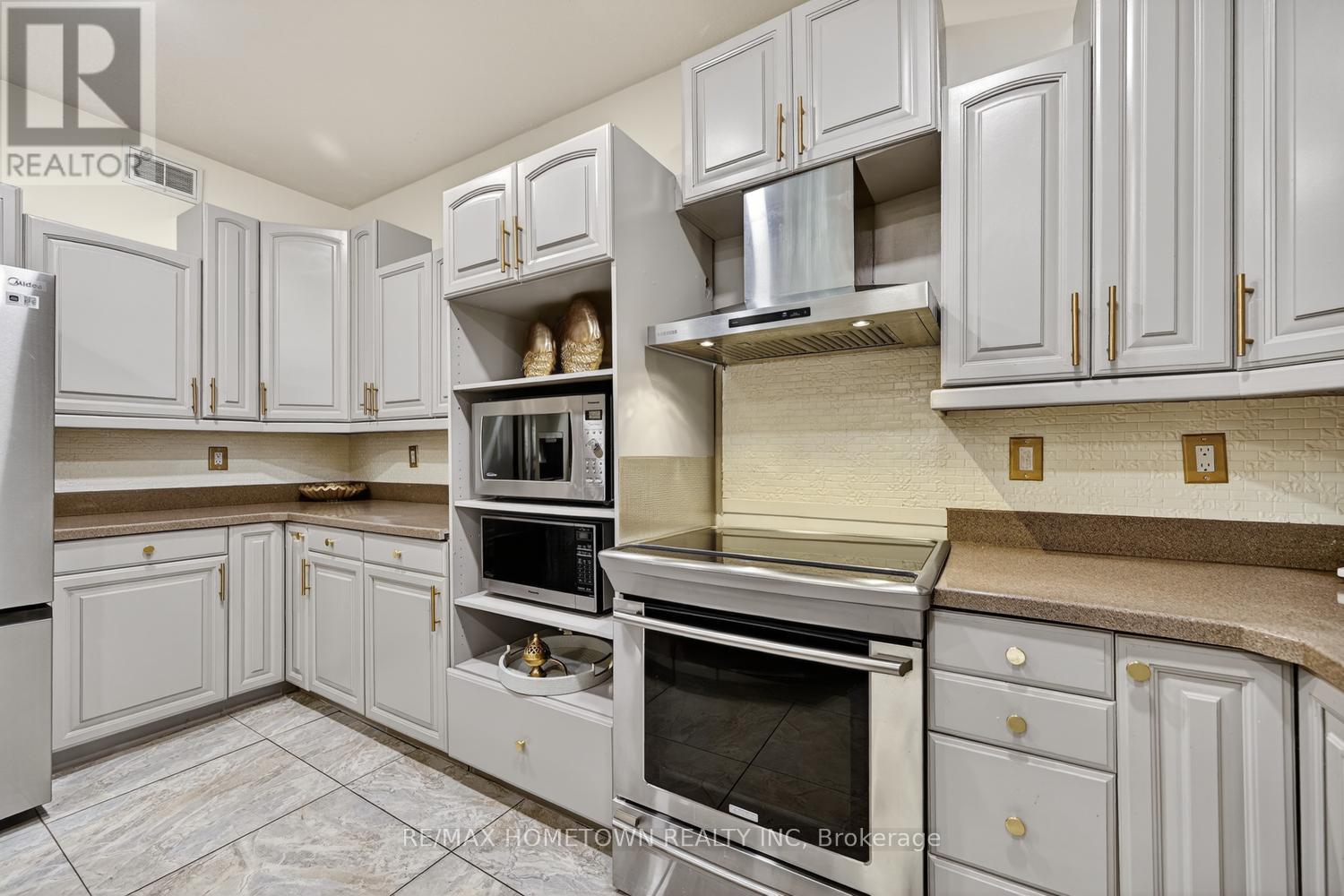 1020 CRESTWOOD DRIVE - 13