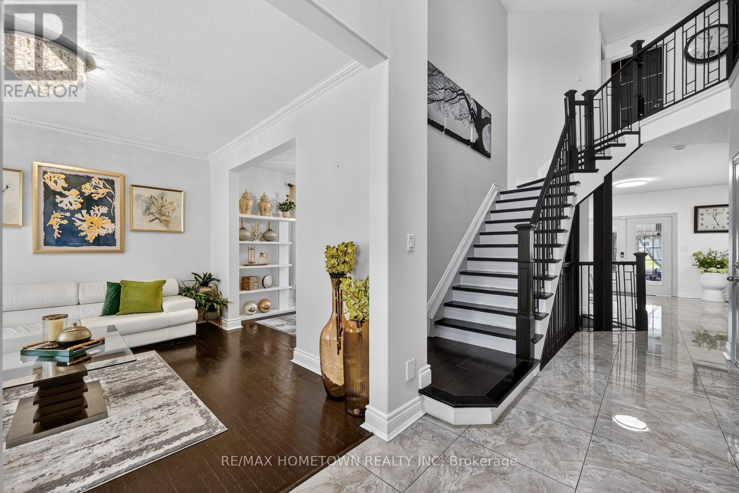 1020 CRESTWOOD DRIVE - 8