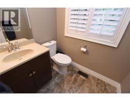 708 Winston Road, Grimsby, ON L3M4E8 Photo 16