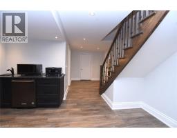 708 Winston Road, Grimsby, ON L3M4E8 Photo 32