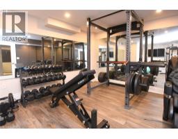 708 Winston Road, Grimsby, ON L3M4E8 Photo 35