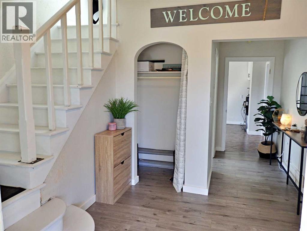 4706 53 Avenue — photo 8
