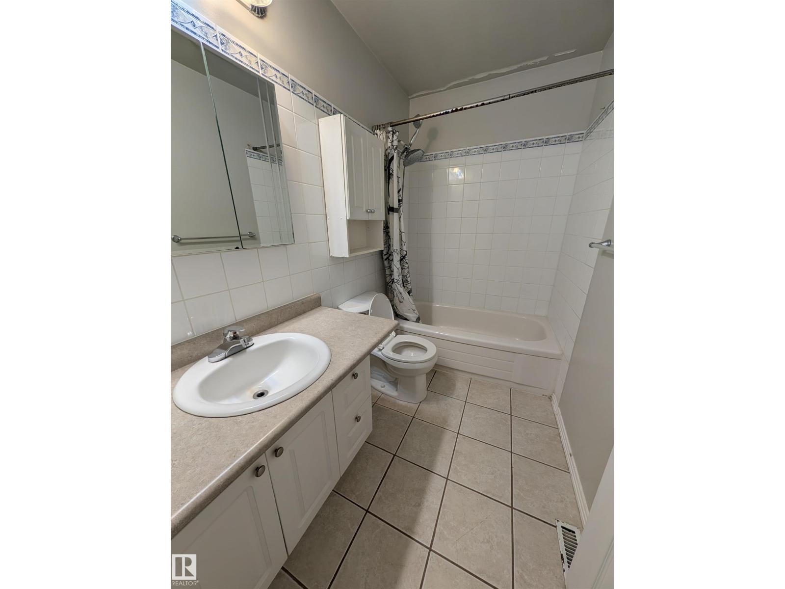 5524 47A ST - 14