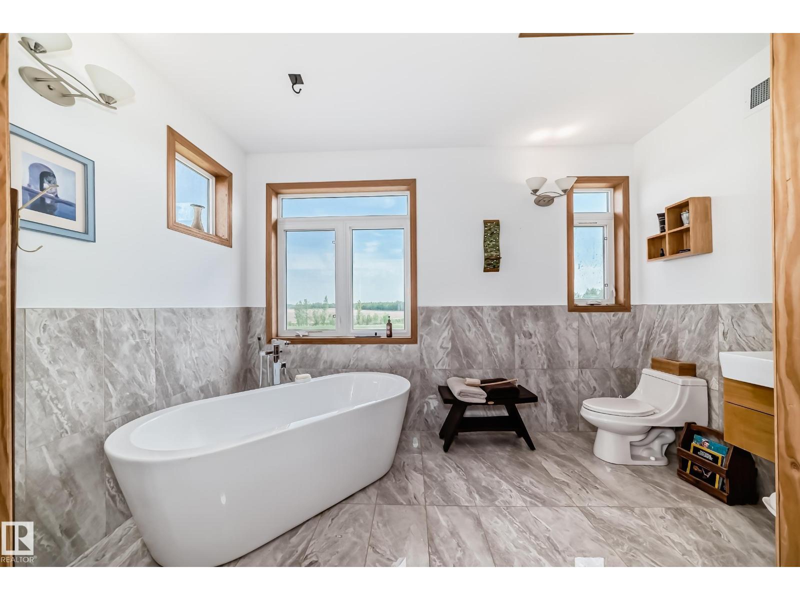 2420 TWP ROAD 555 - 34