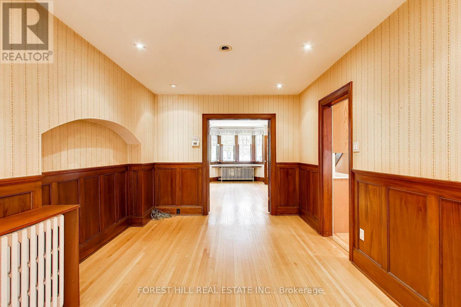 164 DELORAINE AVENUE - 5