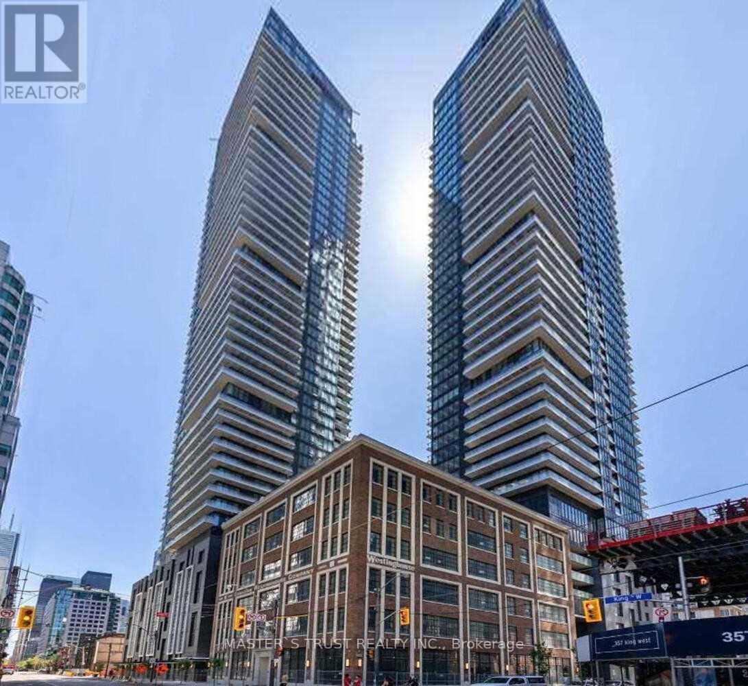 Listing photo of 1110 - 125 BLUE JAYS WAY