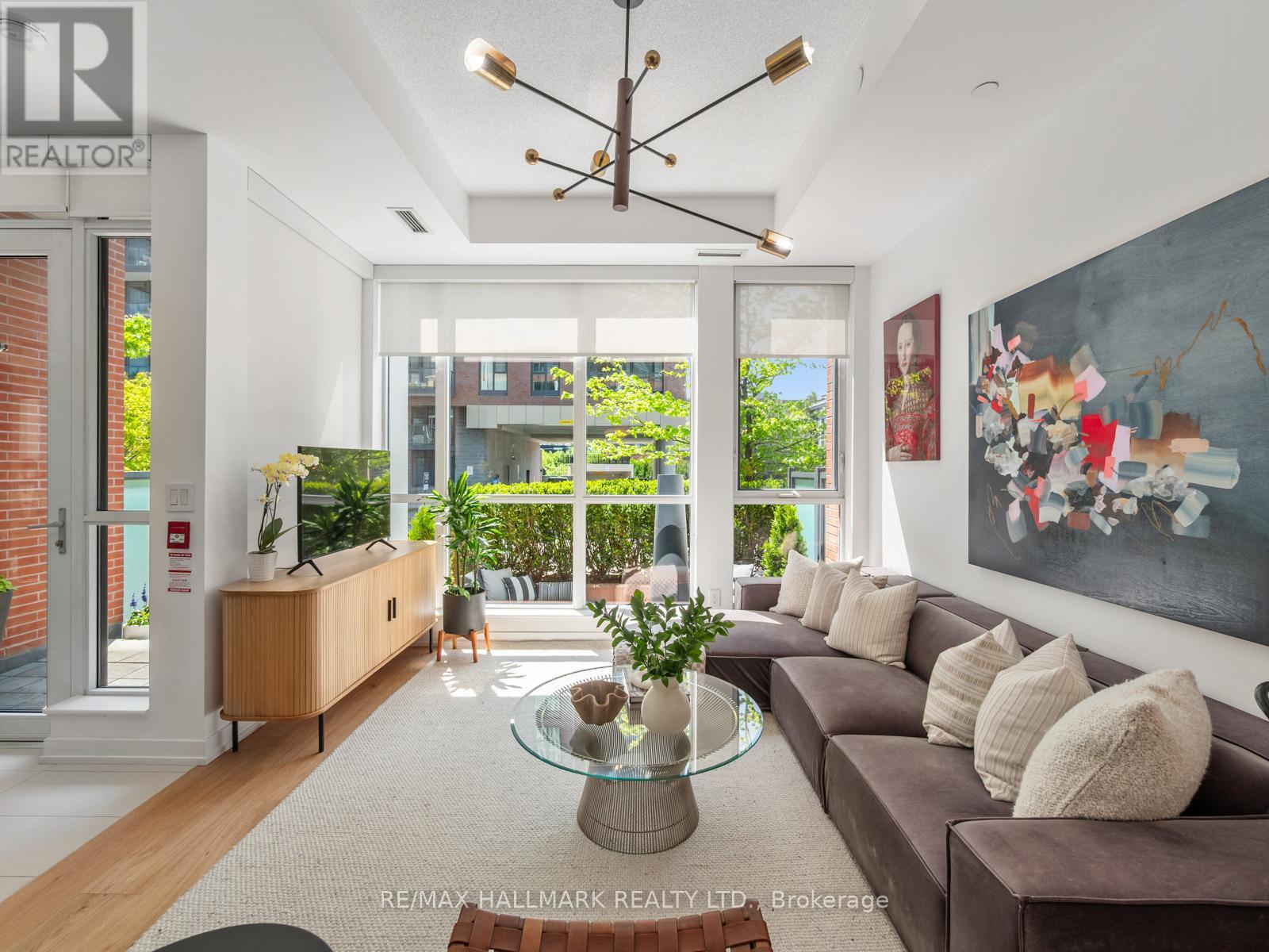 130 ST DAVID STREET - 8