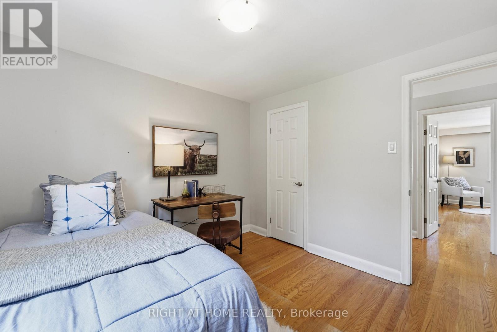 615 PHARMACY AVENUE - 21