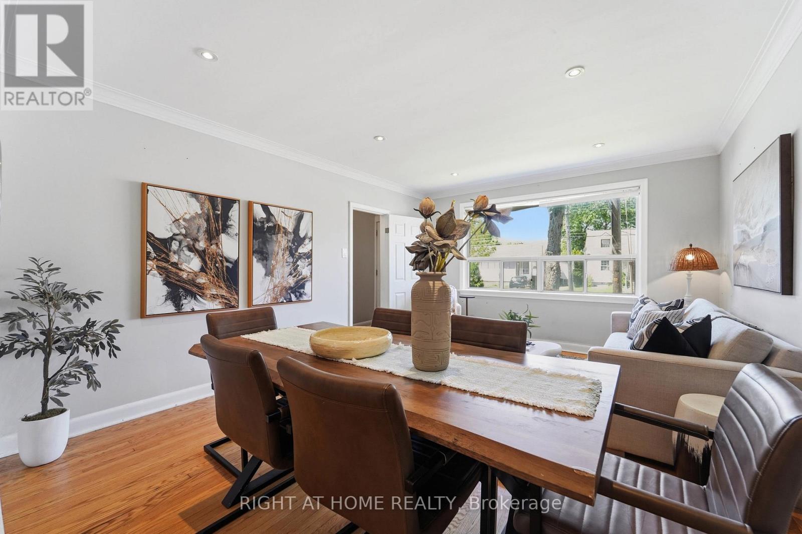 615 PHARMACY AVENUE - 8