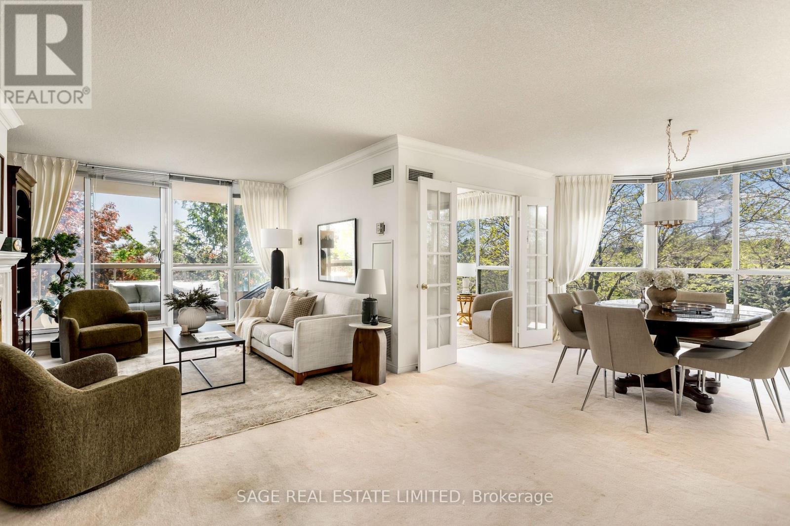 Open Concept Living/Dining