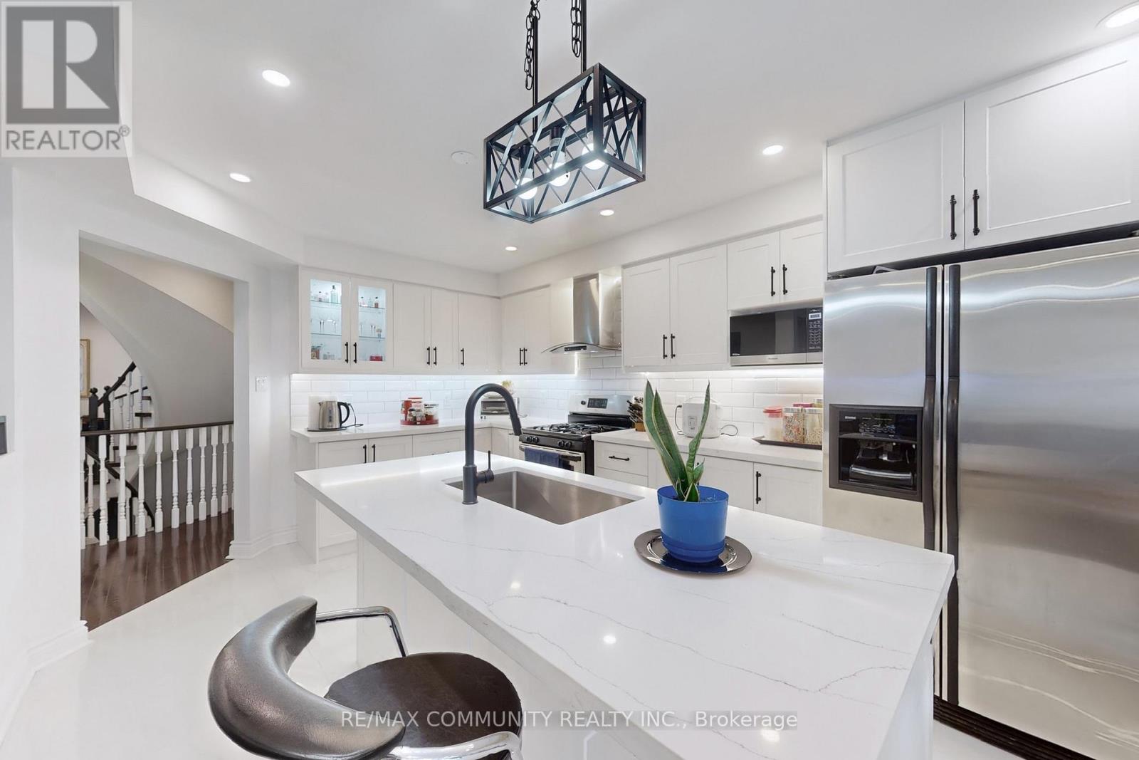 71 HIBBARD DRIVE - 16