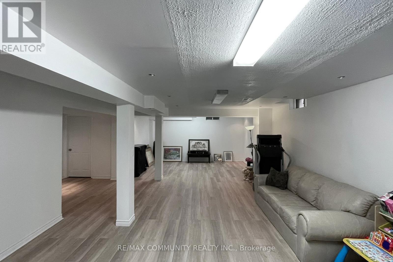 71 HIBBARD DRIVE - 43