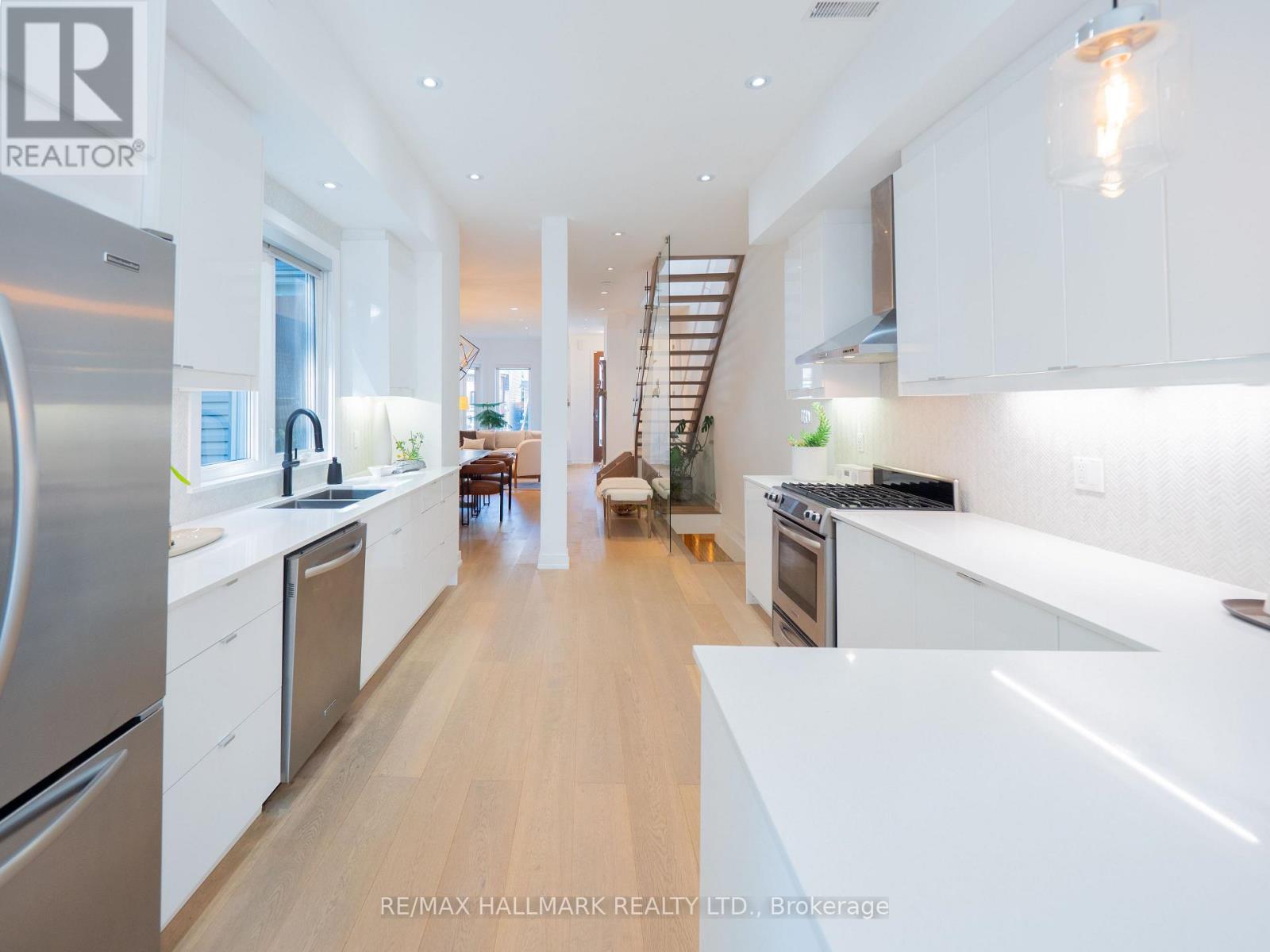 199 BOULTON AVENUE - 17