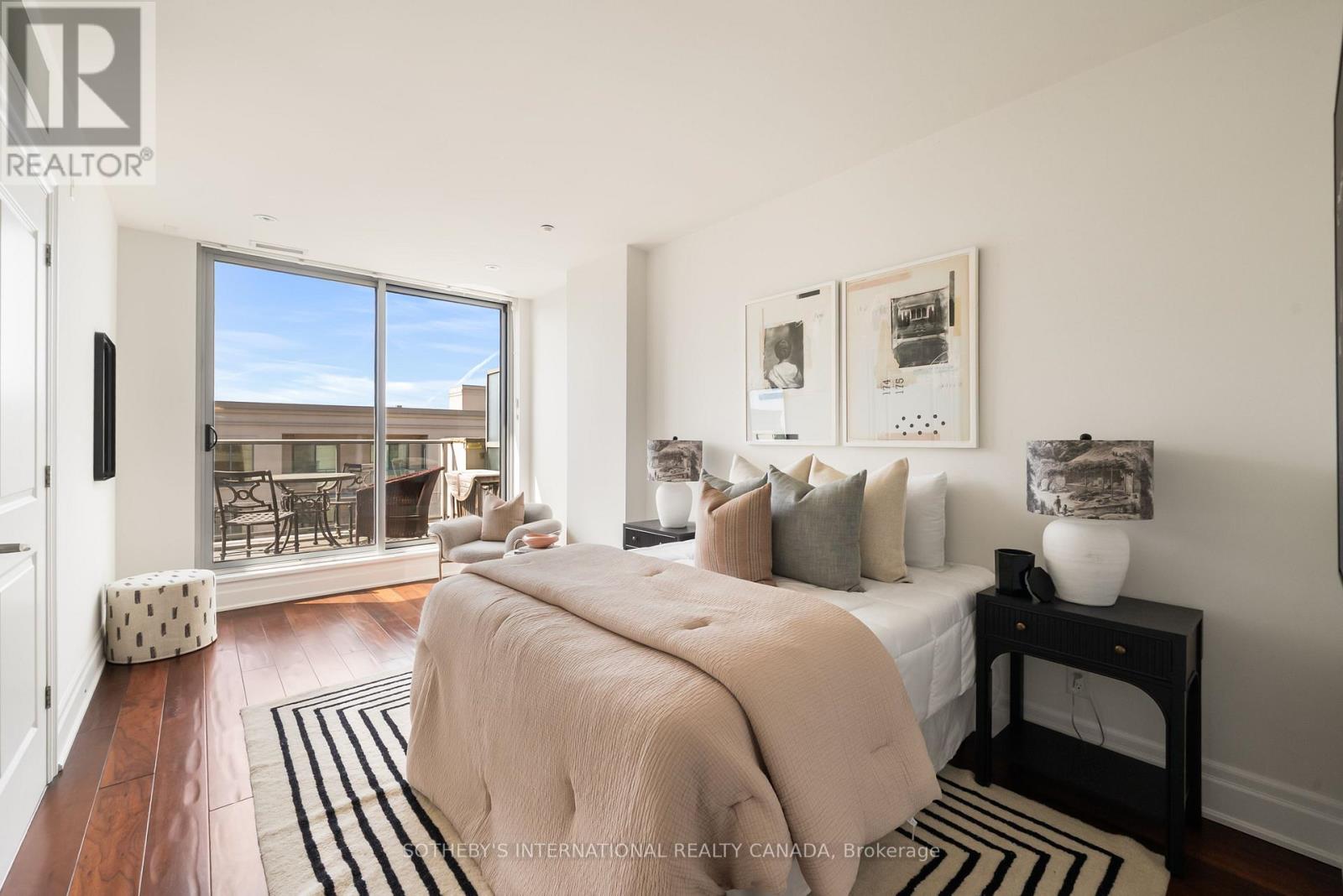 #501 1 RAINSFORD ROAD - 16