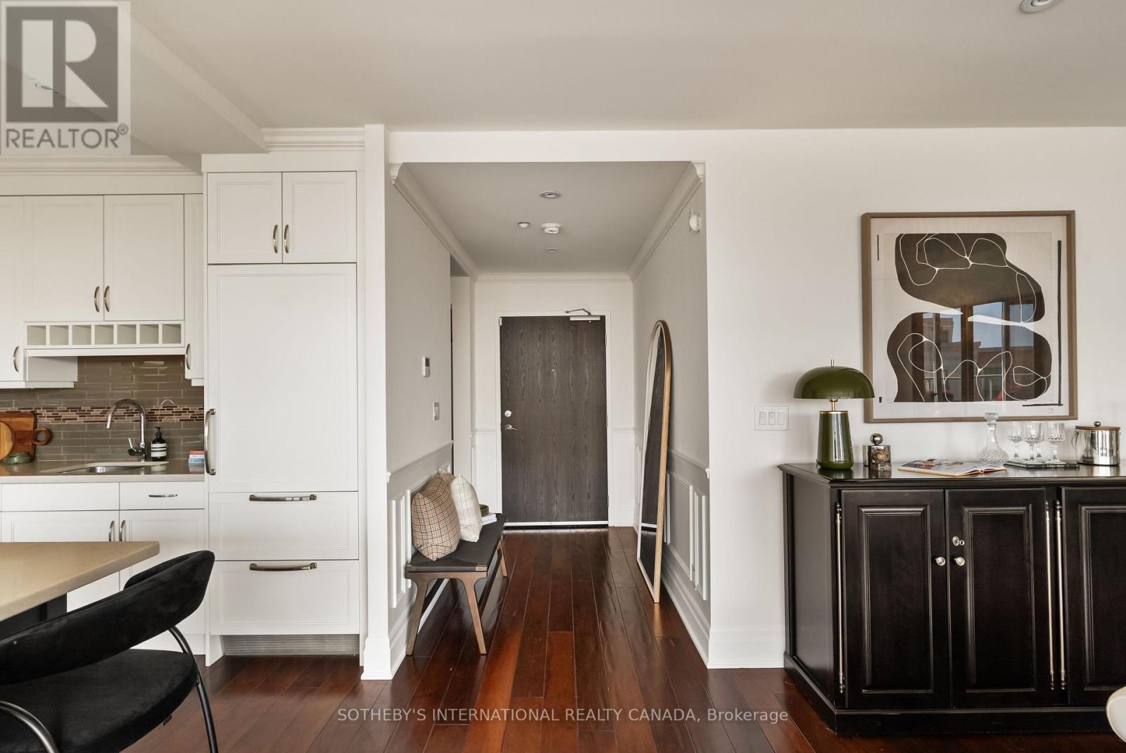 #501 1 RAINSFORD ROAD - 36