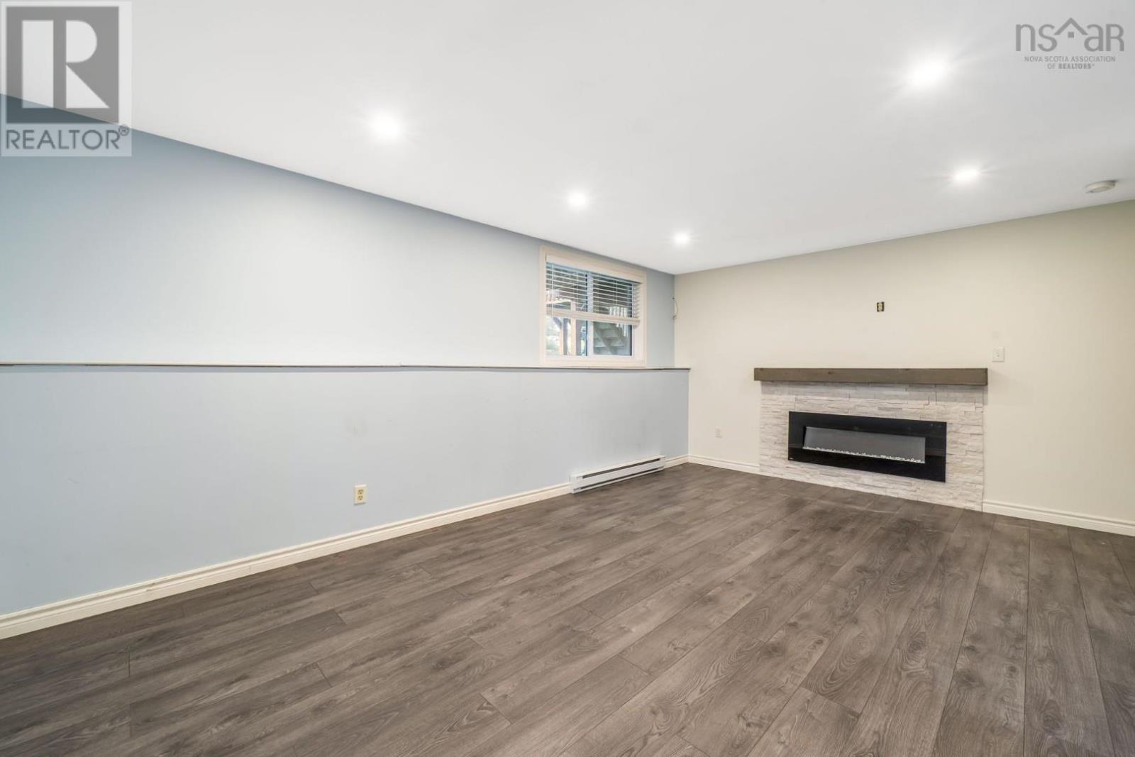 Property 3 of 50 of 138 Transom Drive