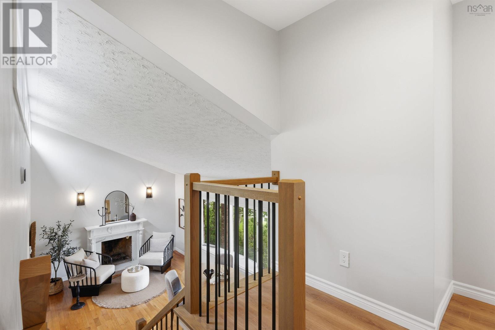 Property 22 of 40 of 12 Broadholme Lane